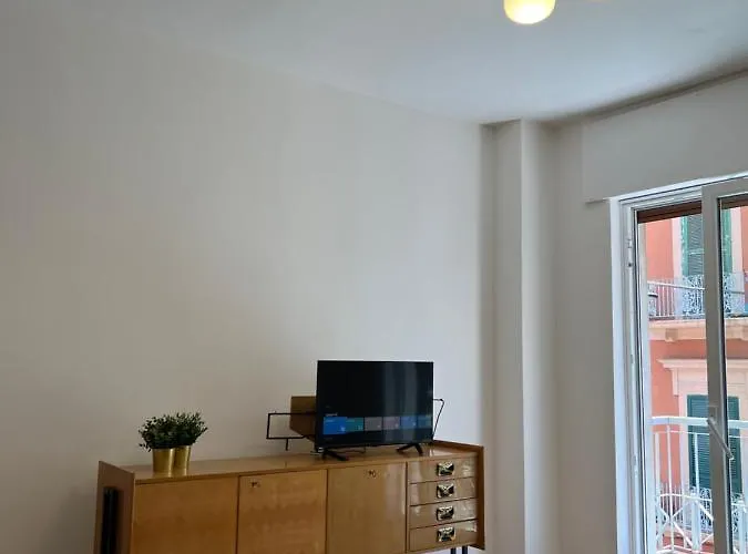 Belle Epoque Howme Bari