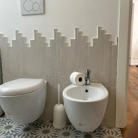 Belle Epoque Howme * Bari