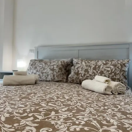 Belle Epoque Howme *